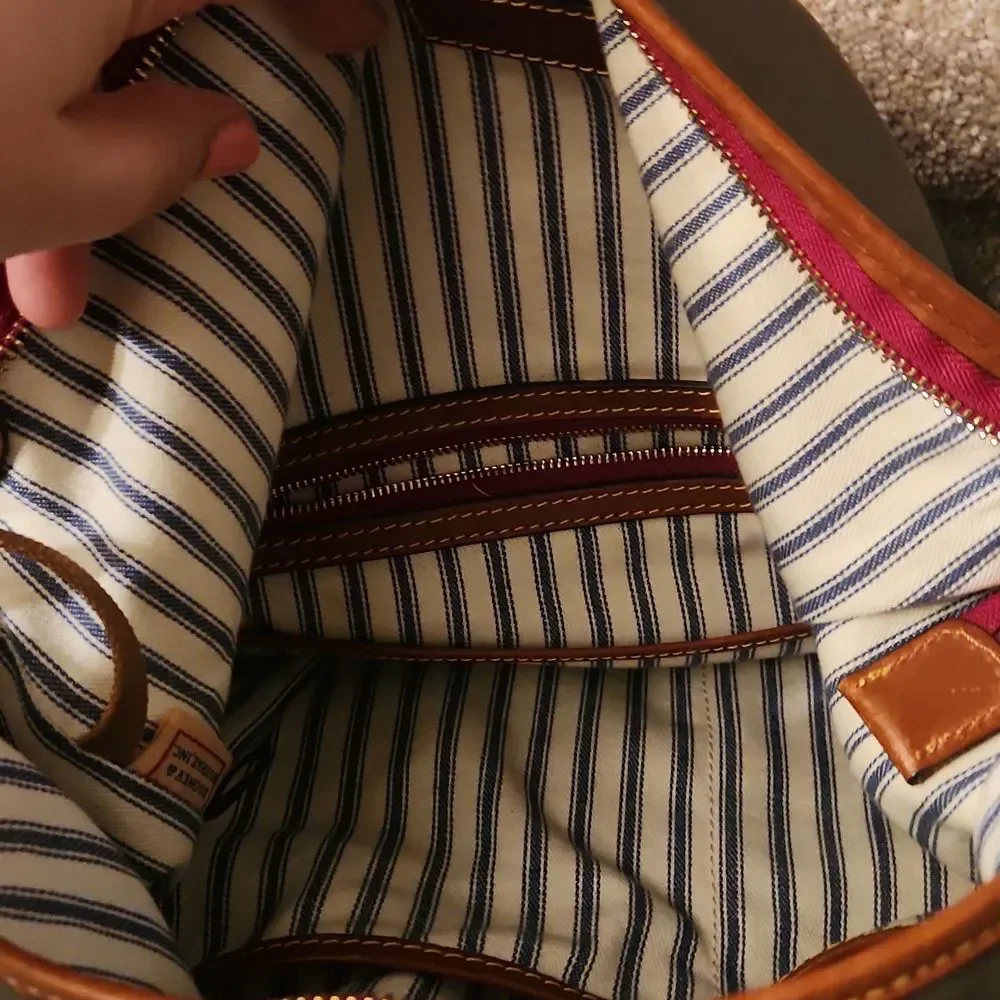 Dooney & Bourke 